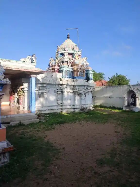 Arulmigu Poomeeswarar Temple, Aalappiranthan - 614622