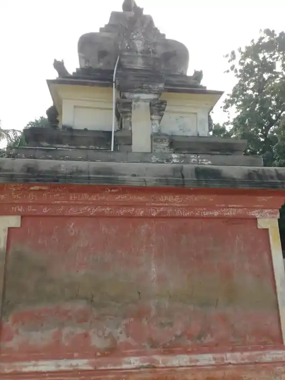 Arulmigu Poomudi Hariharaputhra Iyyanar Temple, Poongunam, Panruti - 607106 அருள்மிகு பூமுடி அய்யனார் அரிகரபுத்திர ஐயனார் கோயில், Poongunam, Panruti - 607106, Cuddalore - Ancient Temple Architecture and History Image 4