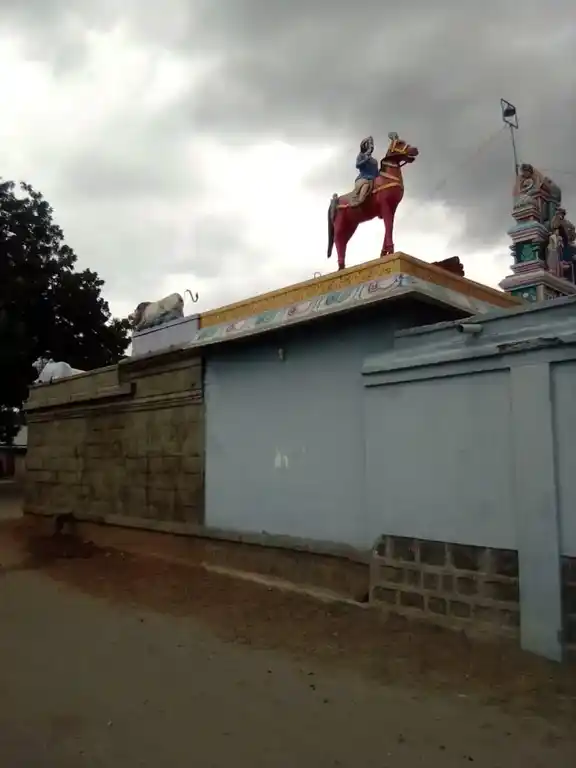 Arulmigu Poonatchiyamman Temple, Ponnusangampatti - 621206 Arulmigu Poonatchiyamman Temple, Ponnusangampatti - 621206, Thiruchirappalli - Ancient Temple Architecture and History Image 11