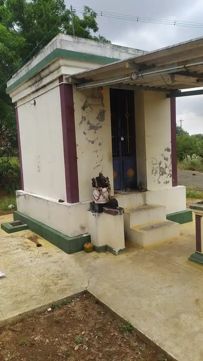 Arulmigu Poondiamman Temple, Mallampalayam, Punjaithalaiyur - 639202 அருள்மிகு பூண்டியம்மன் திருக்கோயில், Mallampalayam, Punjaithalaiyur - 639202, Tiruppur - Ancient Temple Architecture and History Image 2