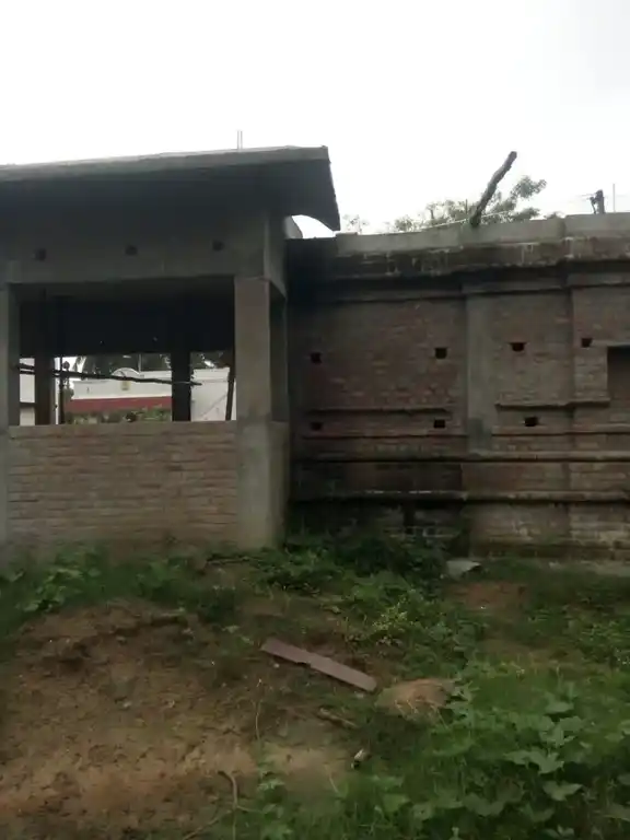 Arulmigu Poongavanathamman Temple, Inside The Village, Aranvoyal - 602001 அருள்மிகு பூங்காவனத்தம்மன் திருக்கோயில், Inside The Village, Aranvoyal - 602001, Tiruvallur - Ancient Temple Architecture and History Image 3