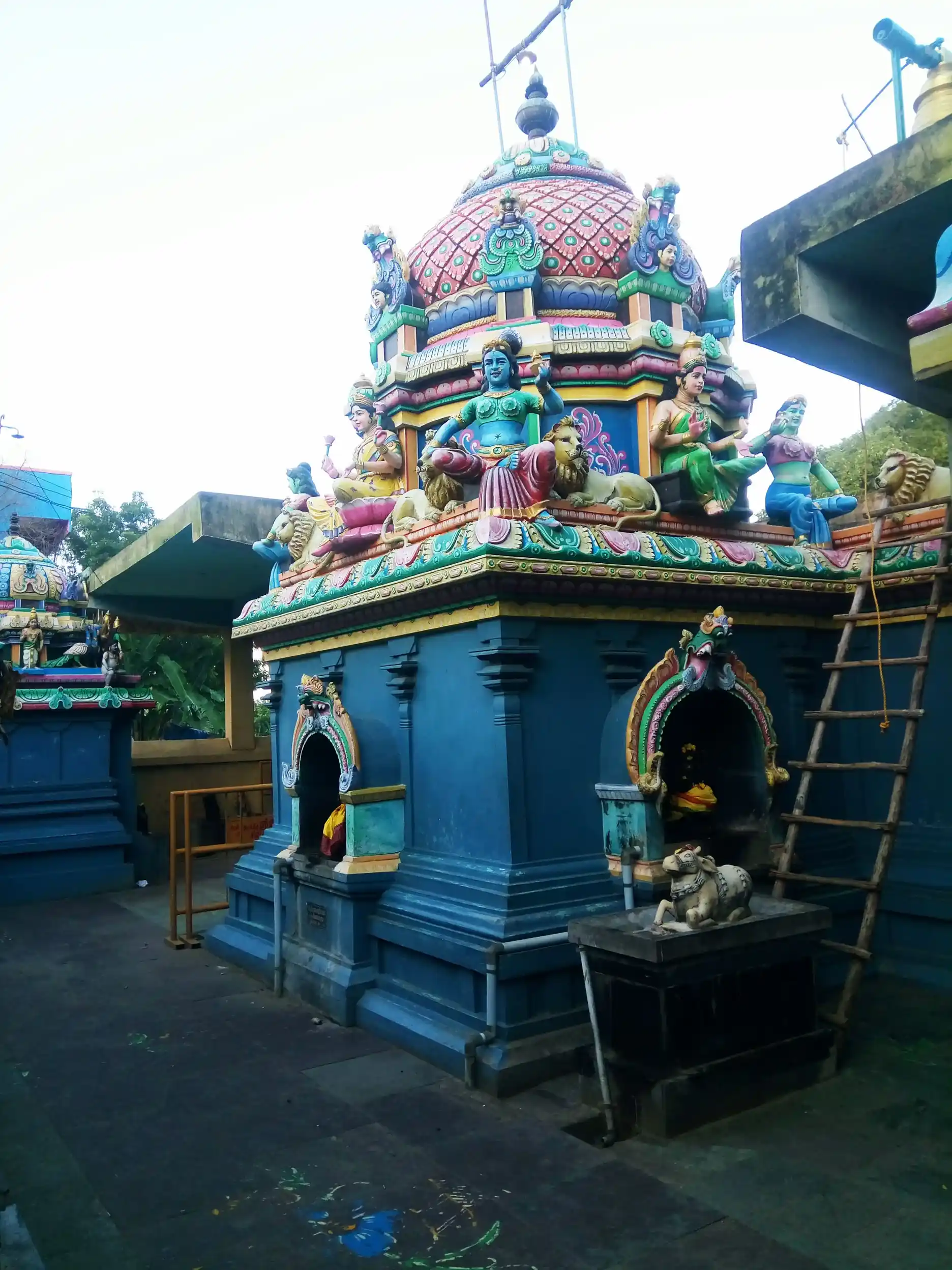 Arulmigu Poongudiyamman Temple, Puthukuppam - 605501 அருள்மிகு பூங்கொடியம்மன் திருக்கோயில், புதுக்குப்பம், Puthukuppam - 605501, Viluppuram - Ancient Temple Architecture and History Image 4