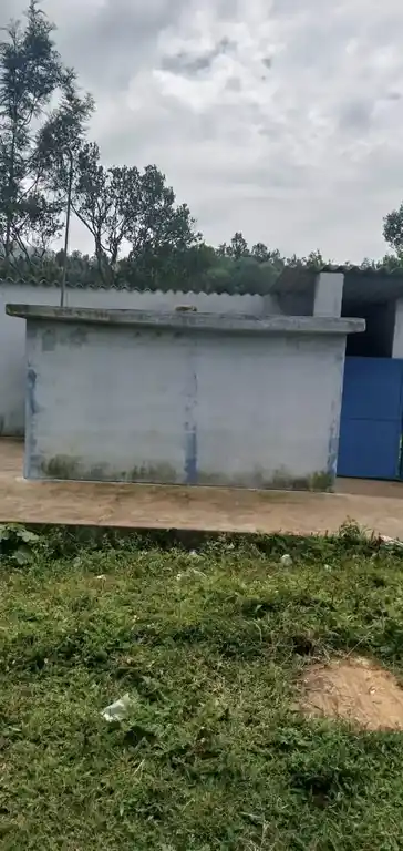 Arulmigu Poongulam Periyasamy Temple, Valavanthi Nadu - 637411 அருள்மிகு பூங்குளம் பெரியசாமி திருக்கோயில், Valavanthi Nadu - 637411, Namakkal - Ancient Temple Architecture and History Image 2