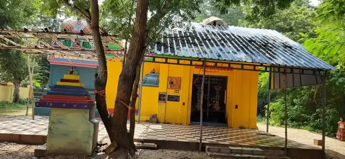 Arulmigu Pooniamman Temple, Manachery - 612501 Temple