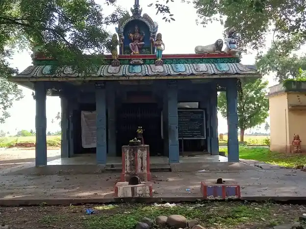 Arulmigu Poonjolai Amman Temple, Sobanapuram - 621011 அருள்மிகு பூஞ்சோலை மாரியம்மன் திருக்கோயில், Sobanapuram - 621011, Thiruchirappalli - Ancient Temple Architecture and History Image 8