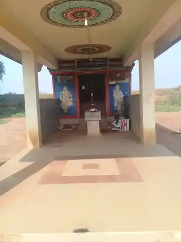 Arulmigu Poonkudaiya Ayyanar Temple, Madakupatti - 630553 அருள்மிகு பூங்குடைய அய்யனார் திருக்கோயில், Madakupatti - 630553, Sivagangai - Ancient Temple Architecture and History Image 3