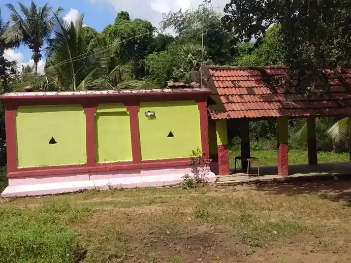 Arulmigu Poonniyamman Temple, Pulleri - 603109 அருள்மிகு பொன்னியம்மன் திருக்கோயில், புல்லேரி - 603109, Chengalpattu - Ancient Temple Architecture and History Image 2