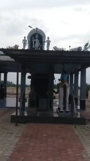 Arulmigu Poonthalagiyamman Temple, Perakambi - 621104 Arulmigu Poonthalagiyamman Temple, Perakambi - 621104, Thiruchirappalli - Ancient Temple Architecture and History Image 3