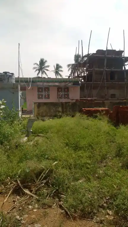 Arulmigu Poovaayamman Temple, Mondukuli - 636906 அருள்மிகு பூவாயம்மாள் திருக்கோயில், வீரப்பநாயக்கன்பட்டி, வீரப்பநாயக்கன்பட்டி - 636906, Dharmapuri - Ancient Temple Architecture and History Image 3