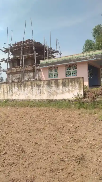 Arulmigu Poovaayamman Temple, Mondukuli - 636906 அருள்மிகு பூவாயம்மாள் திருக்கோயில், வீரப்பநாயக்கன்பட்டி, வீரப்பநாயக்கன்பட்டி - 636906, Dharmapuri - Ancient Temple Architecture and History Image 4