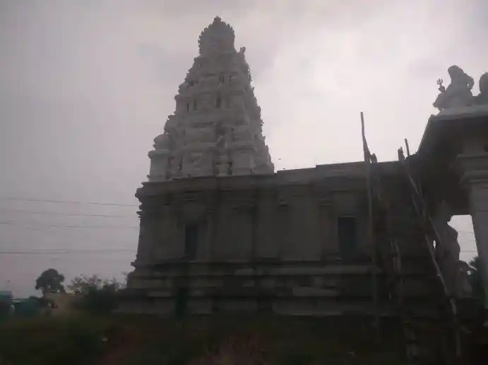 Arulmigu Poovalamman Temple, D.Goodalur - 624620 அருள்மிகு பூவாலம்மன் திருக்கோயில், D.Goodalur - 624620, Dindigul - Ancient Temple Architecture and History Image 2