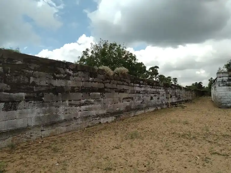Arulmigu Pooventhiyanatha Samy Temple, Mariyoor - 623703 அருள்மிகு பூவேந்தியநாதசுவாமி திருக்கோயில், Mariyoor - 623703, Ramanathapuram - Ancient Temple Architecture and History Image 2