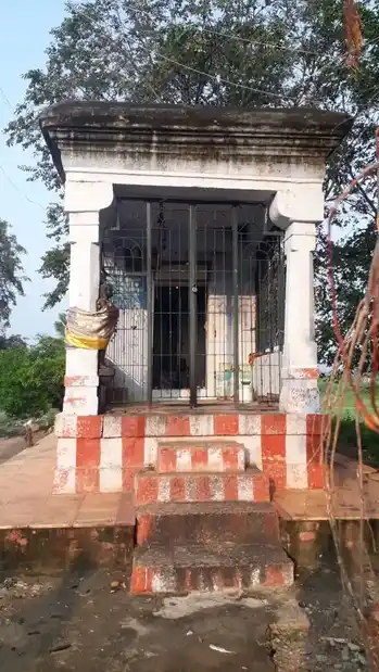 Arulmigu Poyya Vinayagar Temple, Pommaihpuram - 628907 அருள்மிகு பொய்யா விநாயகர் திருக்கோயில், Pommaihpuram - 628907, Thoothukudi - Ancient Temple Architecture and History Image 3