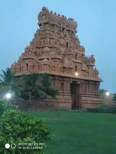 Arulmigu Pragadheeswarar Temple, Thanjavur - 613009 அருள்மிகு பிரகதீஸ்வரசுவாமி திருக்கோயில், தஞ்சாவூர் - 613009, Thanjavur - Ancient Temple Architecture and History Image 5