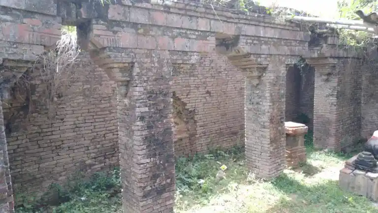 Arulmigu Pramapureswarar Temple, Kondathur - 609117 அ/மி.பிரம்மபூரிஸ்வரர் திருக்கோயில், Gondathur - 609117, Mayiladuthurai - Ancient Temple Architecture and History Image 3