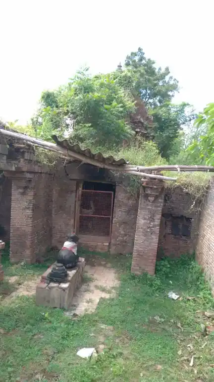 Arulmigu Pramapureswarar Temple, Kondathur - 609117 அ/மி.பிரம்மபூரிஸ்வரர் திருக்கோயில், Gondathur - 609117, Mayiladuthurai - Ancient Temple Architecture and History Image 4