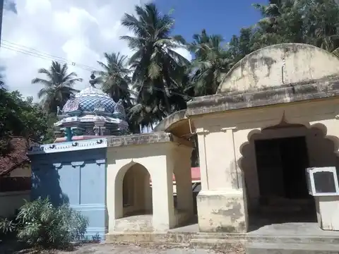 Arulmigu Prammapureswarar Temple, Illamathukudam, Illamathukudam - 609306 அ/மி.பிரம்மபூரீஸ்வரர் திருக்கோயில், Illamathukudam, Illamathukudam - 609306, Mayiladuthurai - Ancient Temple Architecture and History Image 2
