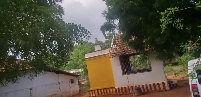 Arulmigu Prammasakthiamman Temple, Siruthondanallur - 628802 அருள்மிகு பிரம்மசக்தியம்மன் திருக்கோயில், Siruthondanallur - 628802, Thoothukudi - Ancient Temple Architecture and History Image 3