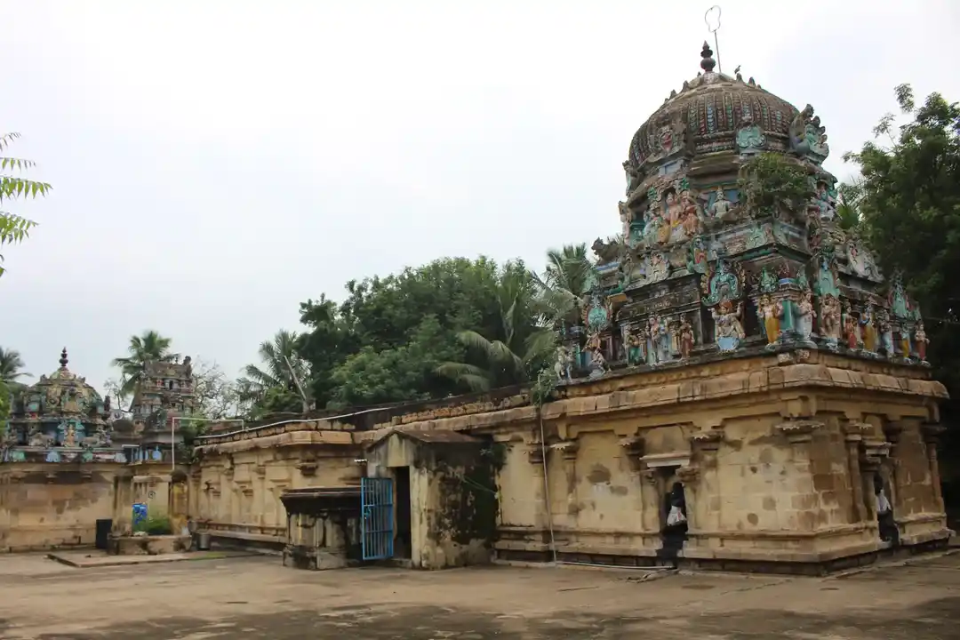 Arulmigu Pranaveswarer Swamy Temple, Thirupaniperundhurai - 612602 அருள்மிகு பிரனவேஸ்வரர் சுவாமி திருக்கோயில், திருப்பணிப்பேருந்துறை - 612602, Thanjavur - Ancient Temple Architecture and History Image 5