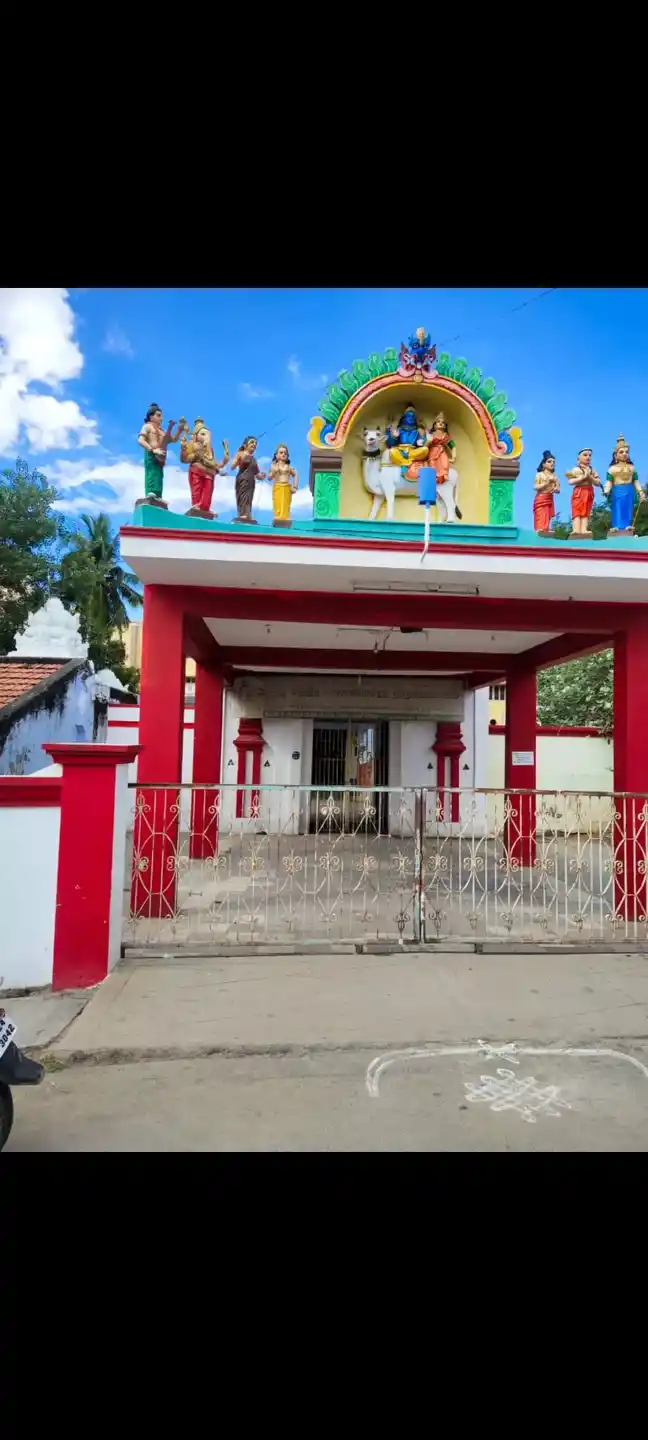 Arulmigu Prasana Parvathi Chandiramowleswarar Temple, Krishnagiri - 635001 Temple
