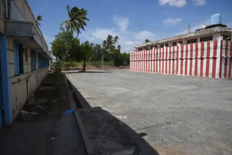 Arulmigu Prasana Vengadajalapathi Temple, Gunaseelam - 621204 அருள்மிகு பிரசன்னவேங்கடாஜலபதி பெருமாள் திருக்கோயில், Gunaseelam - 621204, Thiruchirappalli - Ancient Temple Architecture and History Image 5