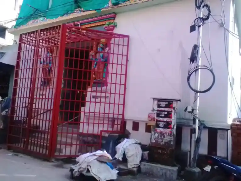 Arulmigu Prasana Vengadesa Perumal Temple, Choolai, Chennai - 600112 அருள்மிகு பிரசன்ன வெங்கடேச பெருமாள் திருக்கோயில், சூளை, சென்னை - 600112, Chennai - Ancient Temple Architecture and History Image 3