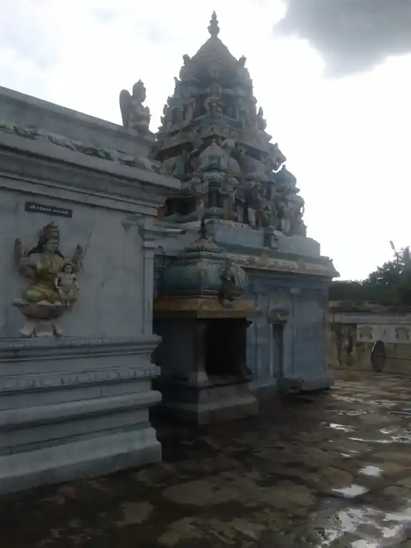 Arulmigu Prasana Venketesaperumala Temple, Peravurani - 614804 அருள்மிகு பிரசன்னவெங்கடேசபெருமாள் திருக்கோயில், Peravurani - 614804, Thanjavur - Ancient Temple Architecture and History Image 3