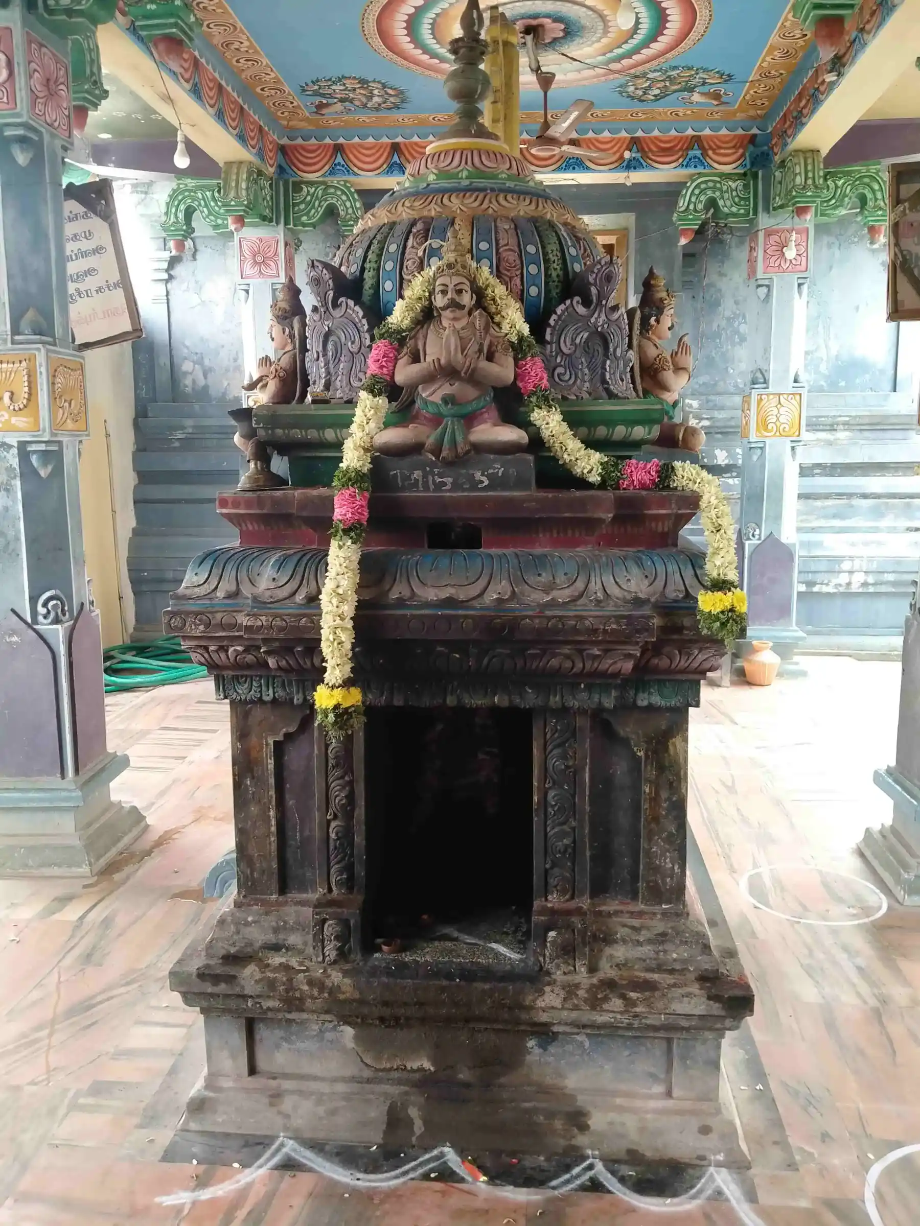 Arulmigu Prasana Venketesaperumala Temple, Peravurani - 614804 அருள்மிகு பிரசன்னவெங்கடேசபெருமாள் திருக்கோயில், Peravurani - 614804, Thanjavur - Ancient Temple Architecture and History Image 8