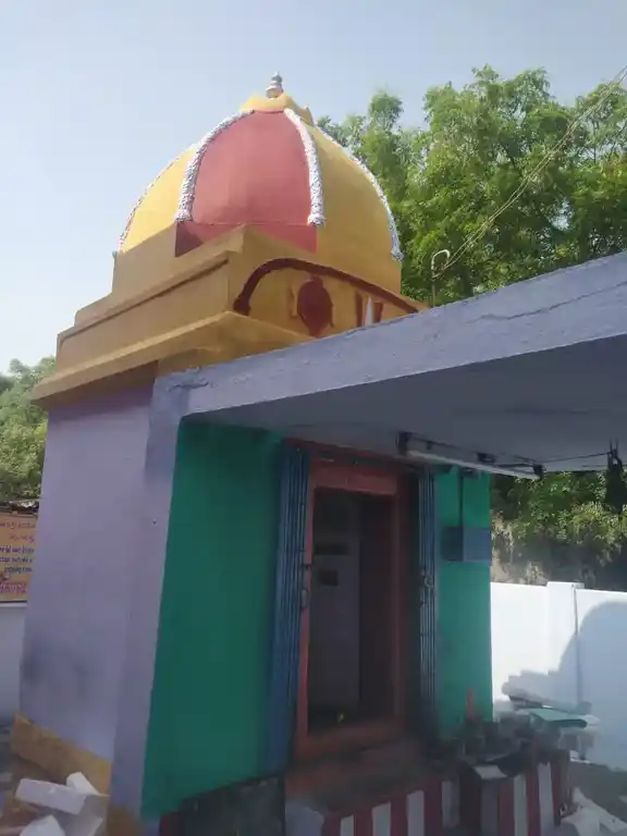 Arulmigu Prasanna Anumar Temple, T.Kallupatti - 625703 அருள்மிகு பிரசன்ன அனுமார் திருக்கோவில், T.Kallupatti - 625703, Madurai - Ancient Temple Architecture and History Image 3