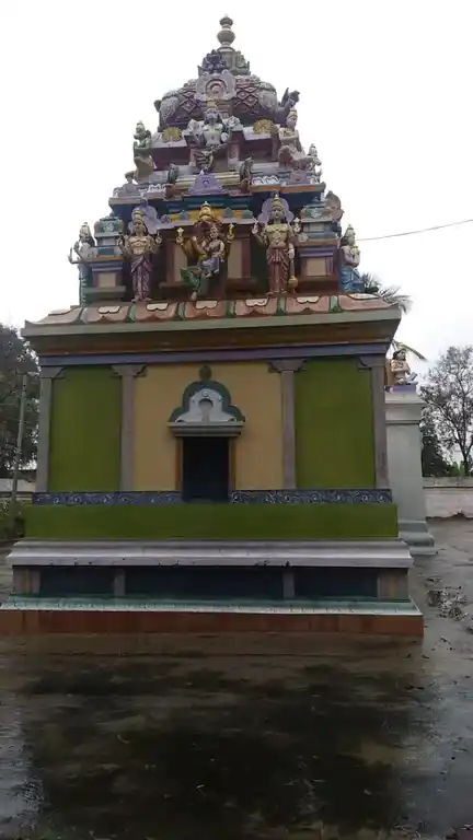 Arulmigu Prasanna Chennakesavaperumal Temple, Eachampadi - 636902 அருள்மிகு பிரசன்ன சென்னகேசவப் பெருமாள் திருக்கோயில், கிழ் மொரப்பூர், கிழ் மொரப்பூர் - 636902, Dharmapuri - Ancient Temple Architecture and History Image 2