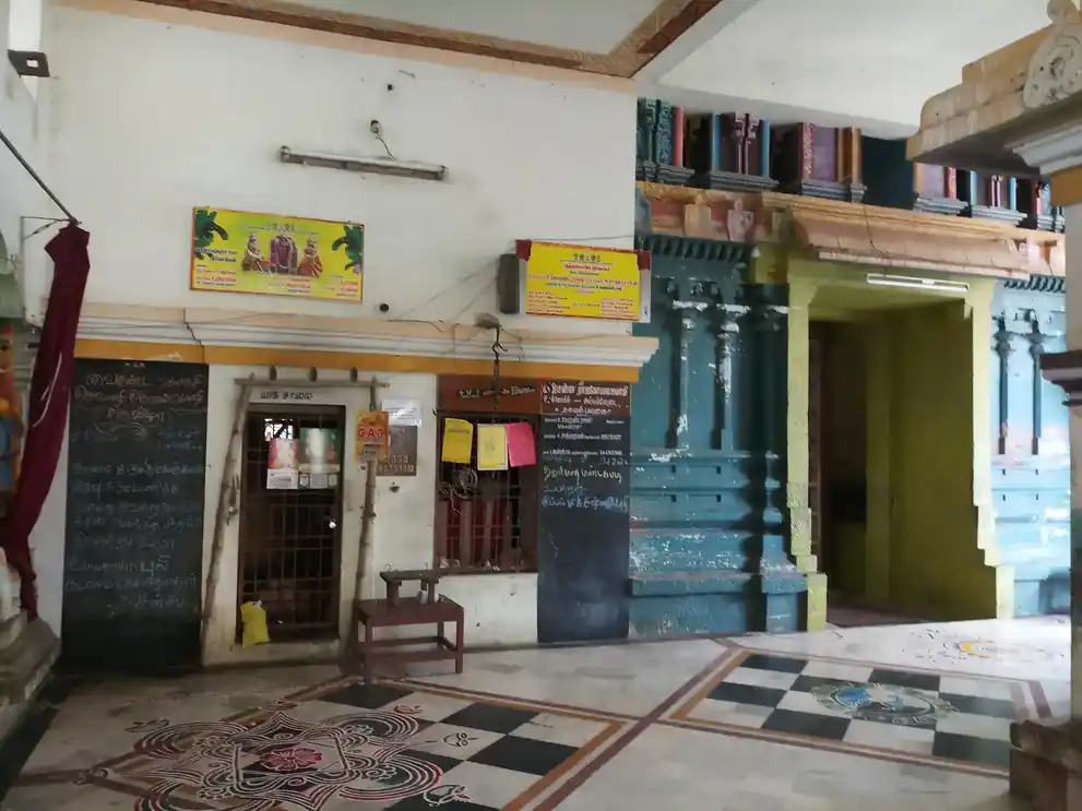 Arulmigu Prasanna Rajagopala Swamy Temple, Ayyampettai - 614201 அருள்மிகு பிரசன்னராஜகோபாலசுவாமி திருக்கோயில், Ayyampettai - 614201, Thanjavur - Ancient Temple Architecture and History Image 2