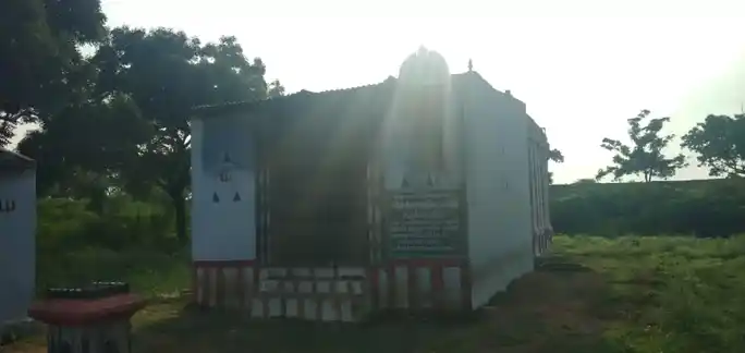 Arulmigu Prasanna Vengadajalapathi Temple, Kalugoor - 639120 அருள்மிகு பிரசன்ன வெங்கடாசலபதி திருக்கோயில், Kalugoor - 639120, Karur - Ancient Temple Architecture and History Image 2