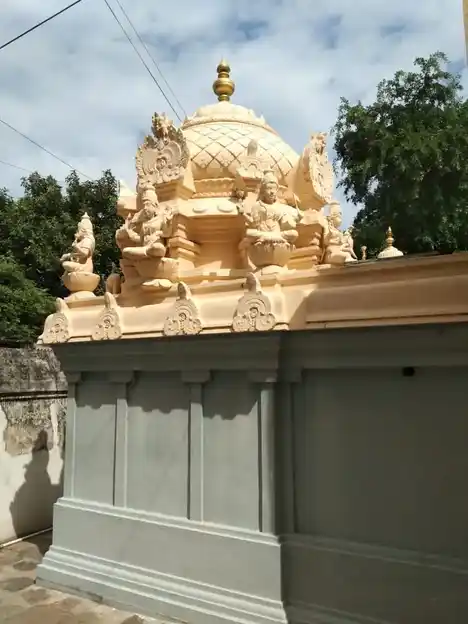 Arulmigu Prasanna Vengatesa Perumal Temple, Alantur, Chennai - 600016 அருள்மிகு பிசன்ன வெங்கடேசப்பெருமாள் திருக்கோயில், ஆலந்தூர், சென்னை - 600016, Chennai - Ancient Temple Architecture and History Image 2