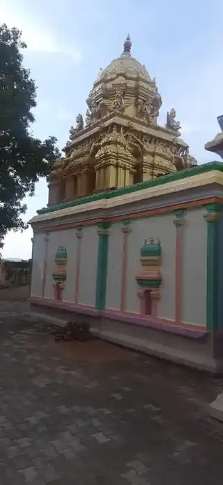 Arulmigu Prasanna Vengatesa Perumal Temple, Annangudi - 632202 அருள்மிகு பிரசன்ன வெங்டேசப் பெருமாள் திருக்கோயில், அண்ணங்குடி - 632202, Vellore - Ancient Temple Architecture and History Image 3