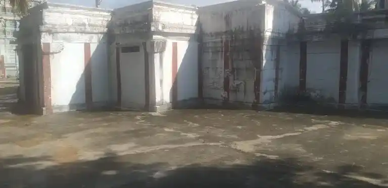 Arulmigu Prasanna Vengatesa Perumal Temple, Thimmampettai - 635801 அருள்மிகு பிரசன்ன வெங்கடேசப் பெருமாள் திருக்கோயில், திம்மாம்பேட்டை - 635801, Thirupathur - Ancient Temple Architecture and History Image 4