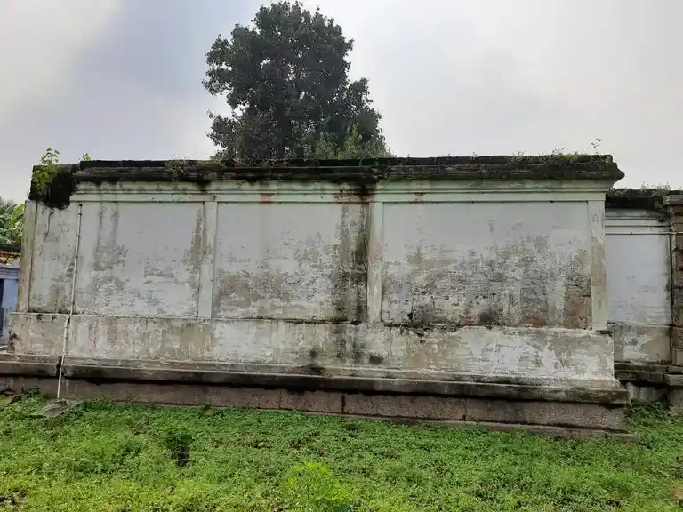 Arulmigu Prasanna Venkatesa Perumal Temple, Arumanthai - 601204 அருள்மிகு பிரசன்ன வெங்கடேசப்பெருமாள் திருக்கோயில், அருமந்தை - 601204, Tiruvallur - Ancient Temple Architecture and History Image 2