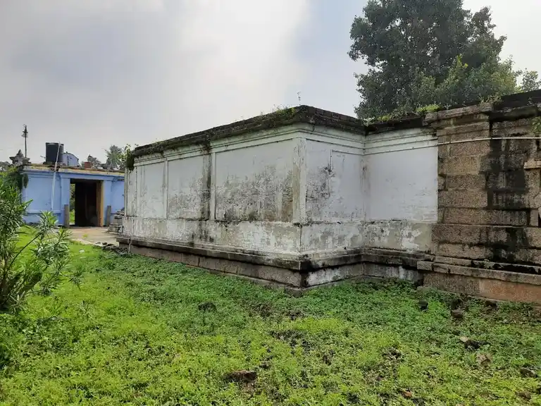 Arulmigu Prasanna Venkatesa Perumal Temple, Arumanthai - 601204 அருள்மிகு பிரசன்ன வெங்கடேசப்பெருமாள் திருக்கோயில், அருமந்தை - 601204, Tiruvallur - Ancient Temple Architecture and History Image 5