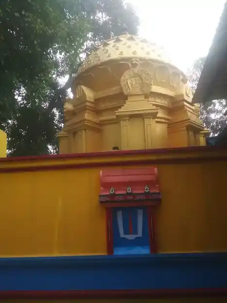 Arulmigu Prasanna Venkatesa Perumal Temple, Kasinaickenpatti - 635602 அருள்மிகு பிரசன்னவெங்கடேச பெருமாள் திருக்கோயில், கசினாயக்கன் பட்டி - 635602, Thirupathur - Ancient Temple Architecture and History Image 3