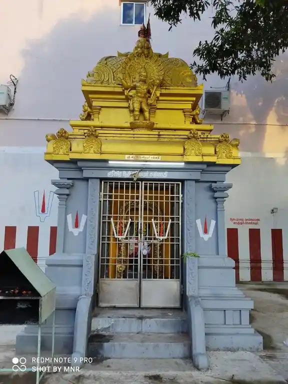 Arulmigu Prasanna Venkatesa Perumal Temple, Nearby Kalikambal Temple, Tiruvallur - 602001 அருள்மிகு பிரசன்னவெங்கேடசப் பெருமாள் திருக்கோயில், காளிகாம்பாள் திருக்கோயில் அருகில், திருவள்ளூர் - 602001, Tiruvallur - Ancient Temple Architecture and History Image 9