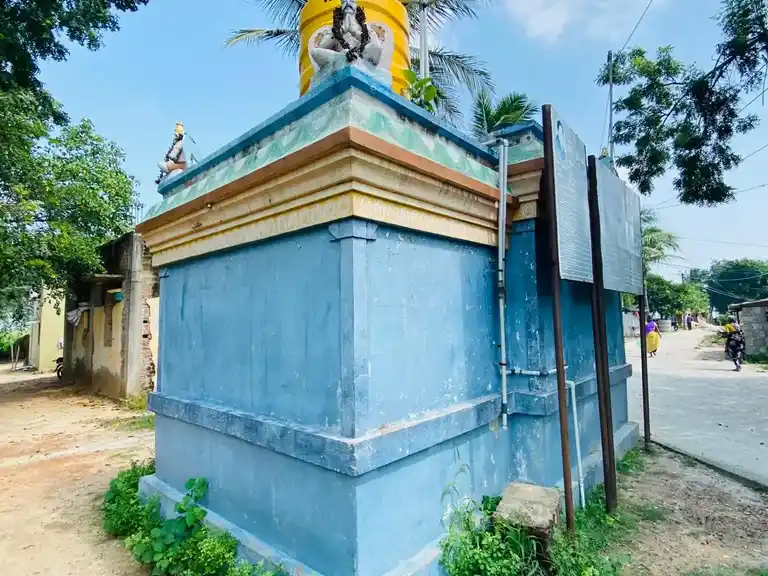 Arulmigu Prasanna Venkatesa Perumal Temple, Onpakkam - 601204 அருள்மிகு பிரசன்ன வெங்கடேசப்பெருமாள்&amp;nbsp; திருக்கோயில், ஒன்பாக்கம் - 601204, Tiruvallur - Ancient Temple Architecture and History Image 4