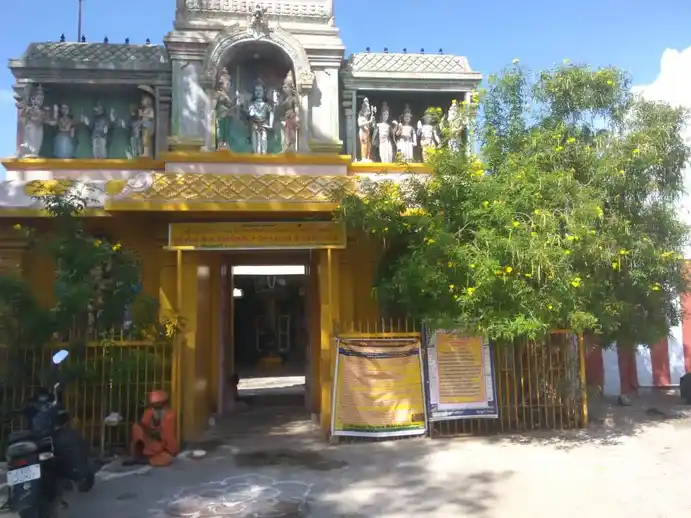 Arulmigu Prasanna Venkatesh Perumal Temple, Bus Stand Back Side, Attur - 636102 அருள்மிகு &nbspபிரசன்ன &nbspவெங்கடேஷ் &nbspபெருமாள் திருக்கோவில், பேருந்து நிலையம் பின்புறம், ஆத்தூர் - 636102, Salem - Ancient Temple Architecture and History Image 2