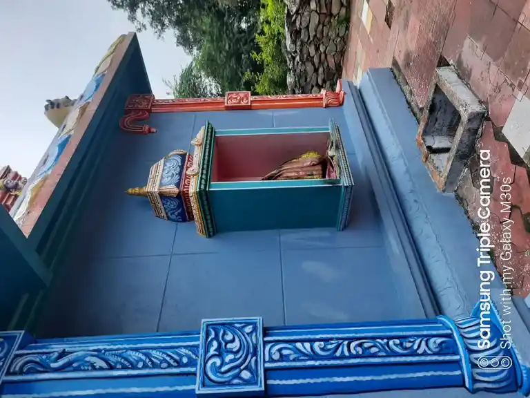 Arulmigu Prasanna Venkatramanaswamy Temple, Bagalur - 635103 அருள்மிகு பிரசன்ன வெங்கட்ரமணசாமி திருக்கோயில், Bagalur - 635103, Krishnagiri - Ancient Temple Architecture and History Image 2