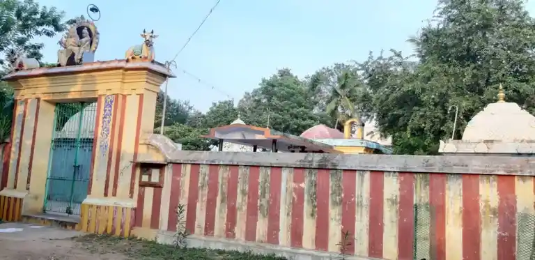 Arulmigu Prathatachanadha Sawmy Temple, Varadhampattu - 609205 Temple