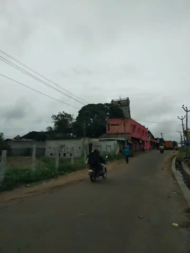 Arulmigu Priyankadevi Temple, Moranapalli - 635109 Arulmigu Priyankadevi Temple, Moranapalli - 635109, Krishnagiri - Ancient Temple Architecture and History Image 4
