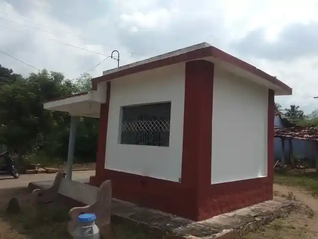 Arulmigu Pudavaikariyamman Pattappan Temple, Naravalur Agrakaram, - 637003 அருள்மிகு புடவைக்காரியம்மன், பாட்டப்பன் சுவாமி திருக்கோயில், Naravalur Agrakaram, - 637003, Namakkal - Ancient Temple Architecture and History Image 3