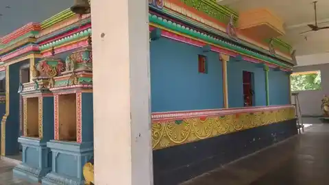 Arulmigu Pudradi Mariyamman Temple, Aharadhanur - 609302 அருள்மிகு புற்றடி மாரியம்மன் திருக்கோயில், Agara Athanur - 609302, Mayiladuthurai - Ancient Temple Architecture and History Image 3