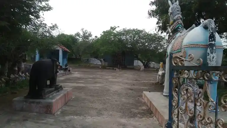 Arulmigu Pudugaikaattu Ayyanar Temple, Melapputhuvayal - 622502 அருள்மிகு புதுகை காட்டு அய்யனார் திருக்கோயில், Melapputhuvayal - 622502, Pudukkottai - Ancient Temple Architecture and History Image 2