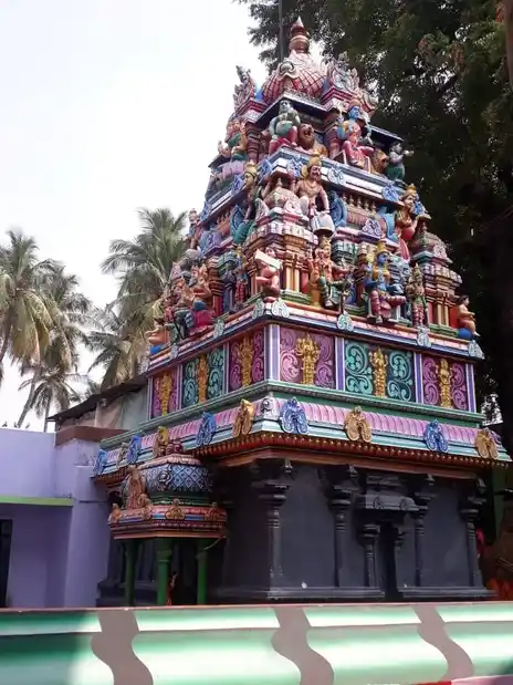 Arulmigu Puhu Mariyamman Temple, Sulthanpettai, Velur - 638182 அருள்மிகு புது மாரியம்மன் திருக்கோயில், சுல்தான்பேட்டை, வேலூர் - 638182, Namakkal - Ancient Temple Architecture and History Image 5