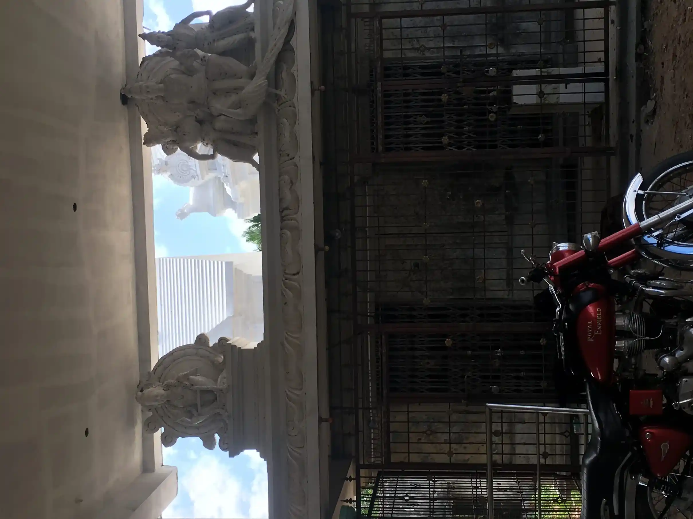 Arulmigu Puleeswari Amman Temple, Aanaikkaran Chatram, Gopala Samuthiram - 609102 புலீஸ்வரியம்மன் திருக்கோயில், ஆனைக்காரன் சத்திரம், கோபால சமுத்திரம் - 609102, Mayiladuthurai - Ancient Temple Architecture and History Image 2