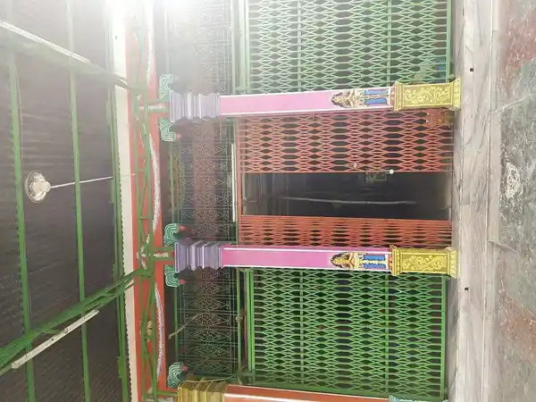 Arulmigu Puliadi Mariamman Temple, Sattankulam - 628714 அருள்மிகு புளியடி மாரியம்மன் திருக்கோயில், Sattankulam - 628714, Thoothukudi - Ancient Temple Architecture and History Image 4